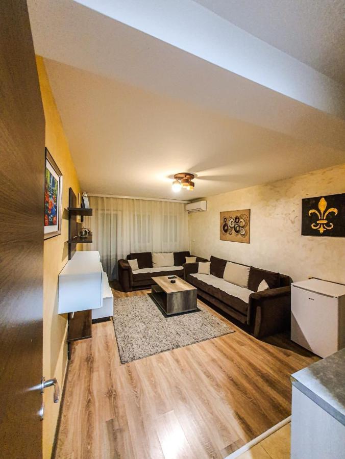 Avio Apartmani 2018 Нови-Пазар Экстерьер фото