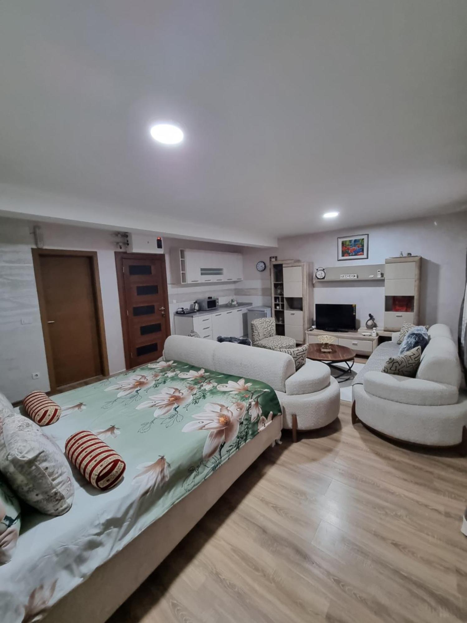 Avio Apartmani 2018 Нови-Пазар Экстерьер фото